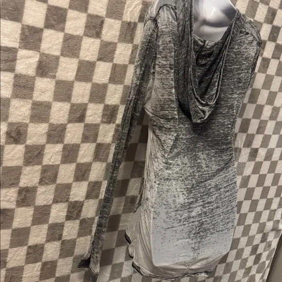 Teens Apparel Women’s Green Bay Packers Long Sleeve Hooded Shirt Size L or 11-13 - Picture 10 of 12